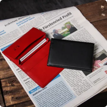 カルロバダラッシ リスシオ 風琴マチ名刺入れ