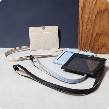 リール横型IDケース