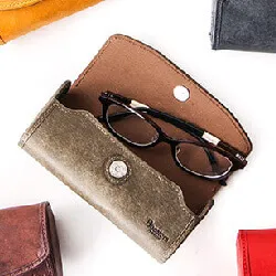 大きめサイズのメガネケース