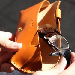 メガネケースは軽くなくちゃ！