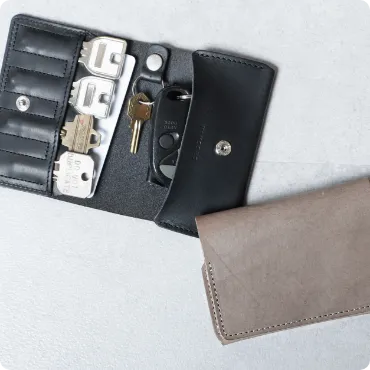 カスタニエッテ スマートキーケース