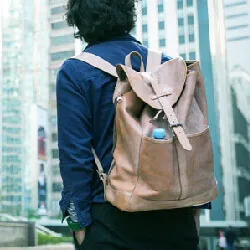 今話題のバックパックブランド特集