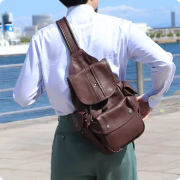 ムーンレスナイト ボディバッグ