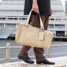 イクワインズ ボストンバッグ