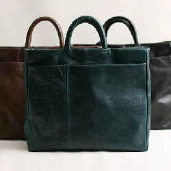 ビジネスマンに人気レザーのブリーフケース