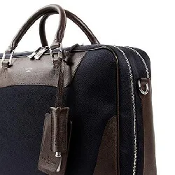 おしゃれなビジネス向けブリーフケース