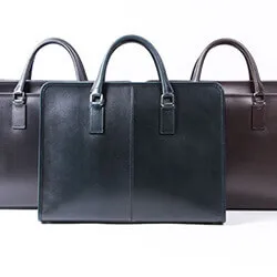 デザインと機能性を兼ね備えたブリーフケース