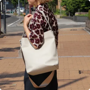 イタリアンレザー ワンショルダーバッグ 