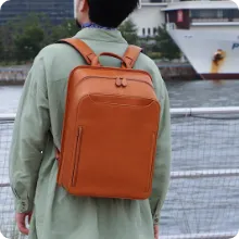 スクエア バッグパック