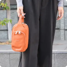 ウィル ハイテン クラッチバッグ