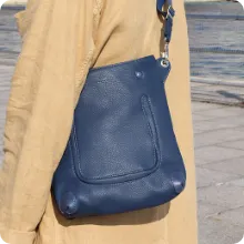 スナグル ヒッポ 縦型ショルダーバッグ