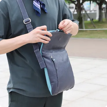 口折れショルダーバック