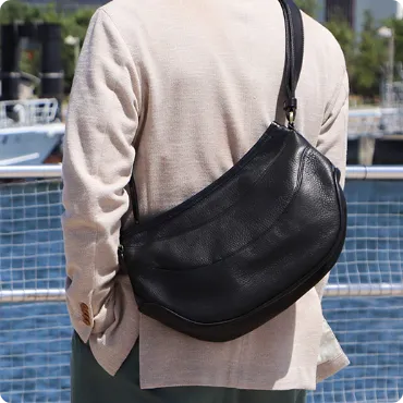 キップレザー キャタピラーショルダーバッグ S