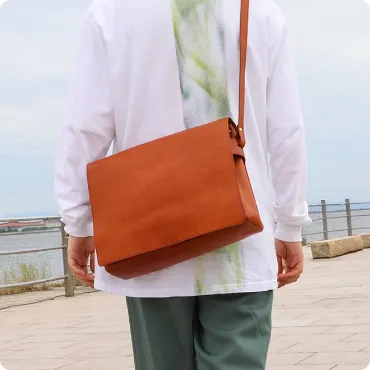 A4サイズ ショルダーバッグ