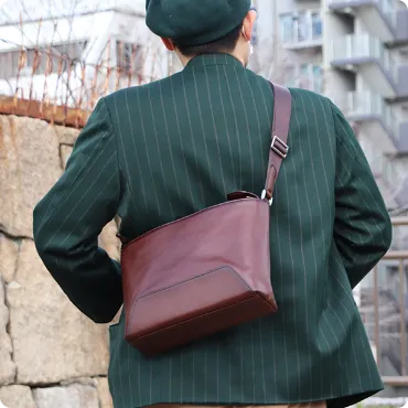 姫路レザー ショルダーバッグ