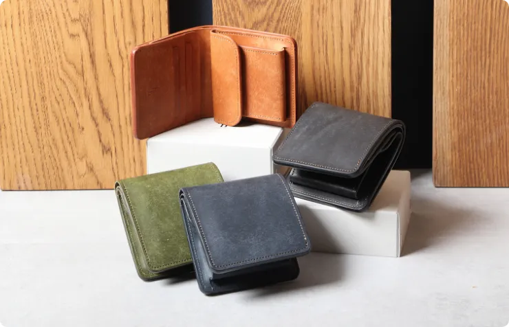 ストラート プエブロ 二つ折り財布