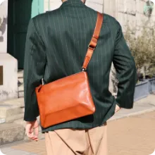 姫路レザー サコッシュ