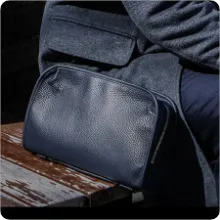 エメリー クラッチバッグ