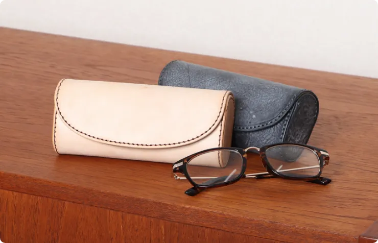 アラスカレザー メガネケース