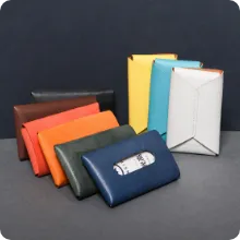 用途や収納枚数で選べるカードケース