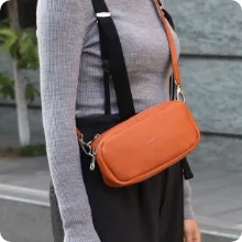 ベス 横型ミニショルダーバッグ