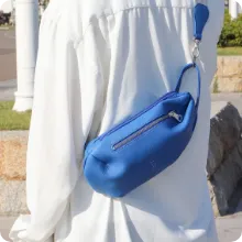 ウィルダイバーシティ ボディバッグ