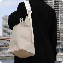 クリップ バケット ミディアム トートバッグ ストラップ調整可能タイプ