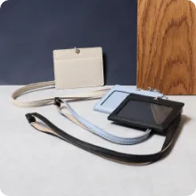 リール付き横型IDケース