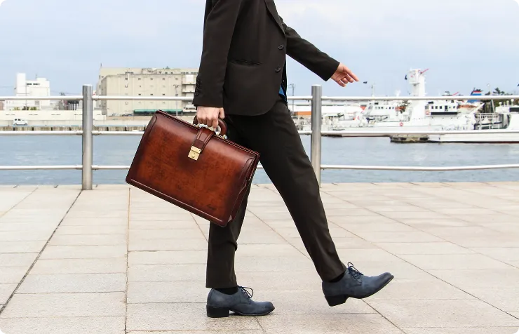 G-3 B4ダレスバック