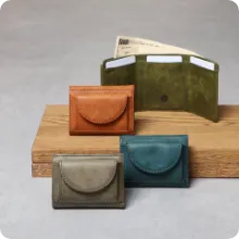 三つ折りウォレット