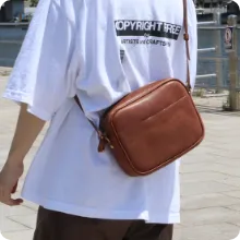 膨らみ ショルダーポーチ