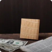 ヘラ ヌメクロコ 二つ折り純札入財布