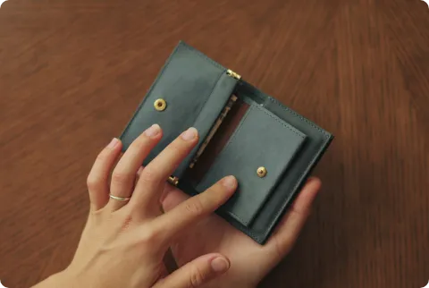 SHINARI（シナリ）