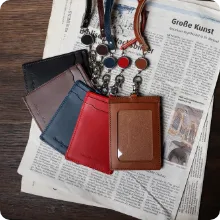 BT 縦型IDケース