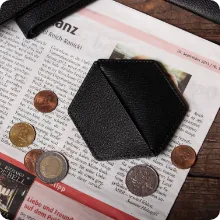 平らな立体（六角）コインケース 