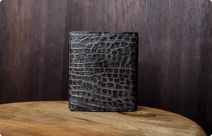 阿波松煙墨染クロコ 二つ折り財布