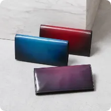 ベラトゥーラ 長財布 