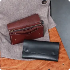 三つ折りコンパクト長財布