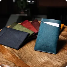 オラス 定期入れ