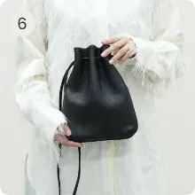 レジェ 巾着ポーチ