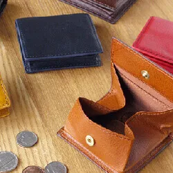 コインケース初心者にも人気のBOX型コインケースの魅力とは？！