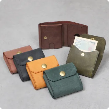 ハッチバック GIZA コンパクト財布