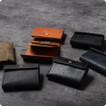 CW-10 三つ折り財布