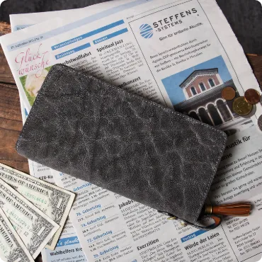 ラウンドジップ エレファント ロングウォレット 