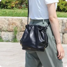 ショルダーポシェット