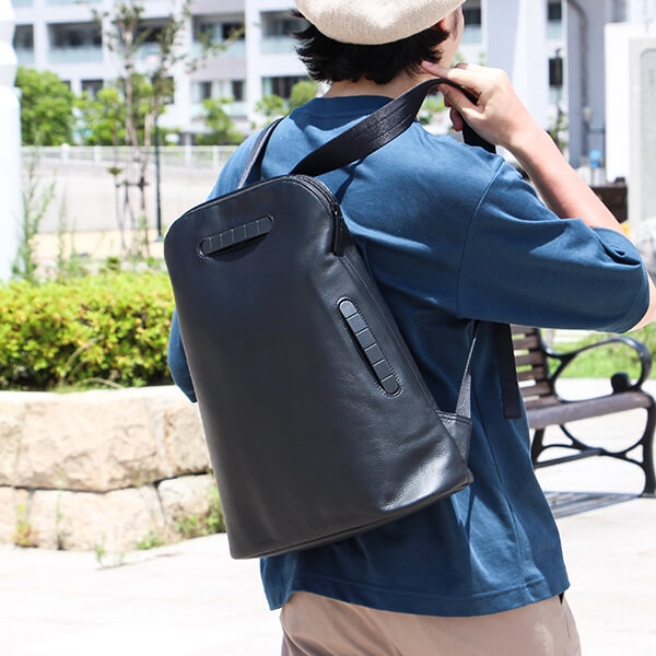 トモエ レザーバックパック レザーバックパック SLIM BP