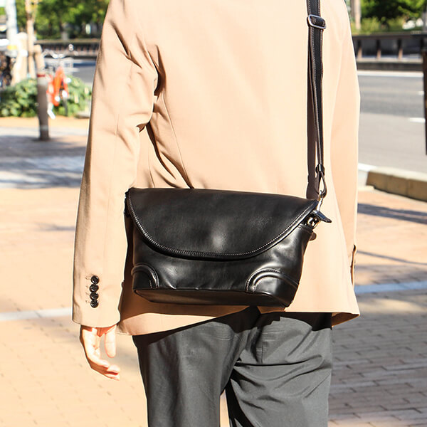 ファイブウッズ プラトゥ メッセンジャーバッグ クラッチバッグ