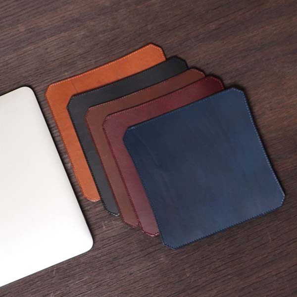 イタレ イタリアンレザーマウスパッド