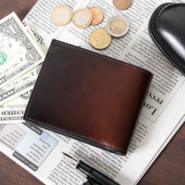 ユハク コードバン 二つ折り財布