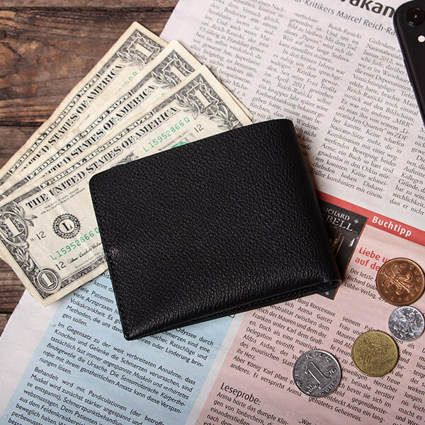 スガタ 収める納まる 二つ折財布